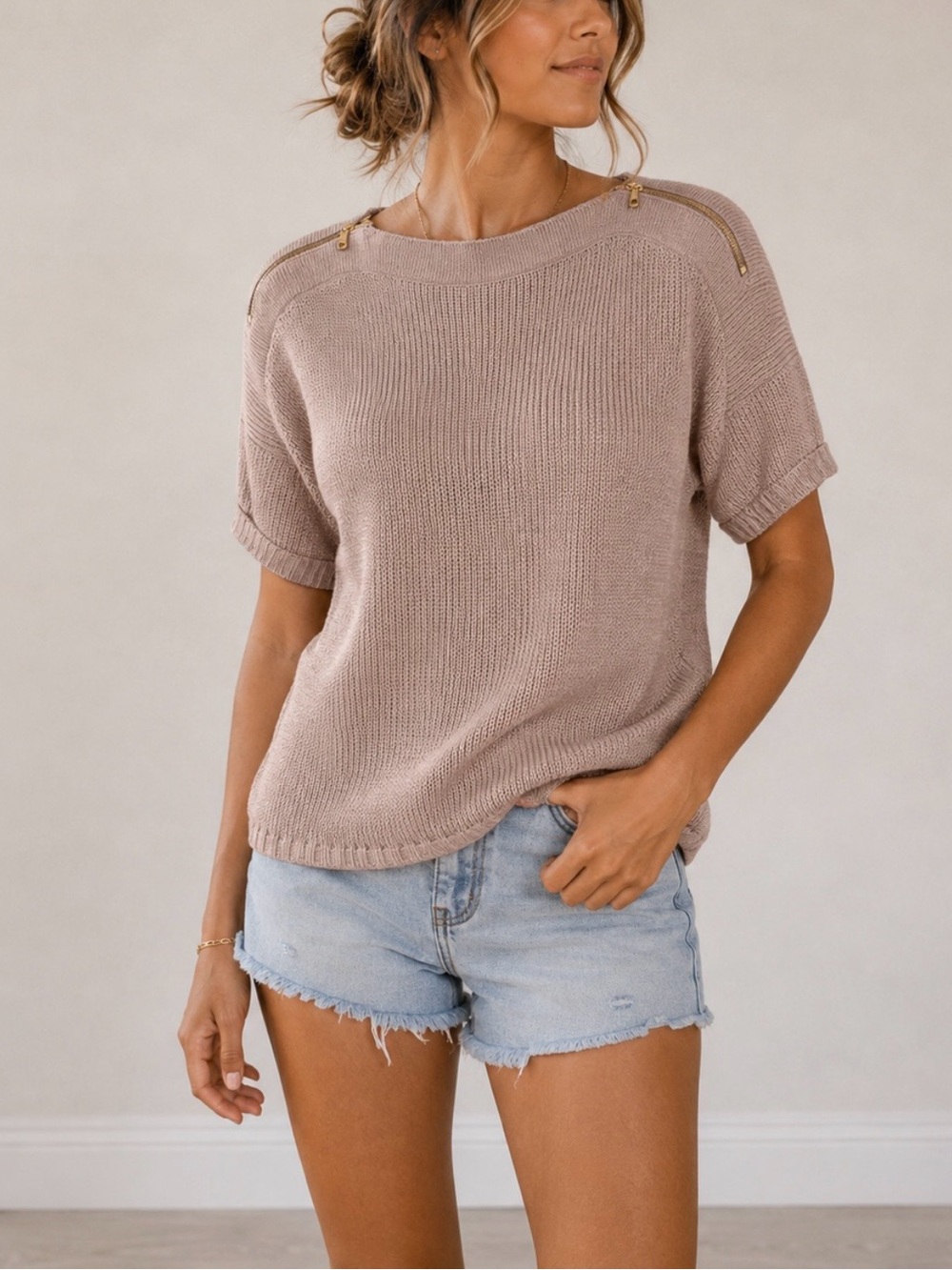 GAP Taupe Knit Short-Sleeve Sweater with Gold Shoulder Zips